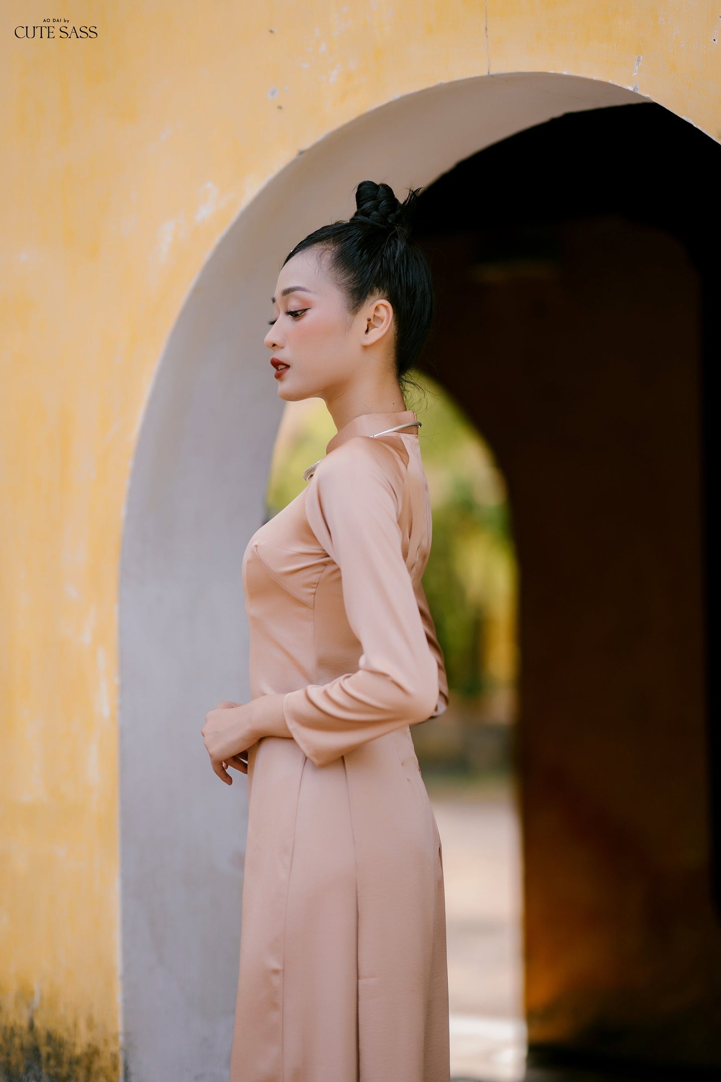 Salmon Color Hai Da Silk Plain Ao Dai Set | Pre-made Traditional Vietnamese Ao Dai |Ao Dai with Pants| Lunar New Year|Ao Dai Truyen Thong|F1