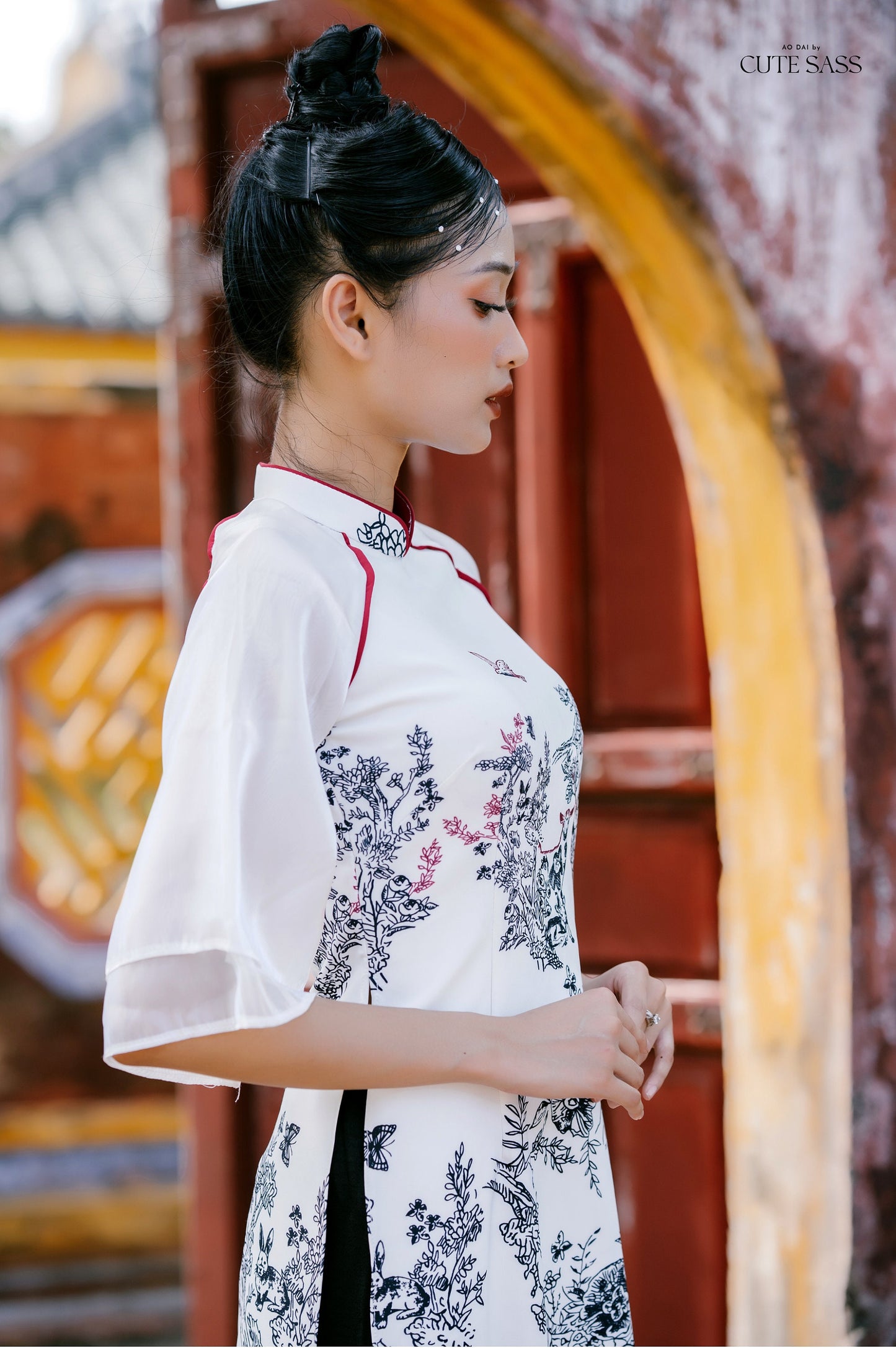 B&W Wolf Ao Dai Set