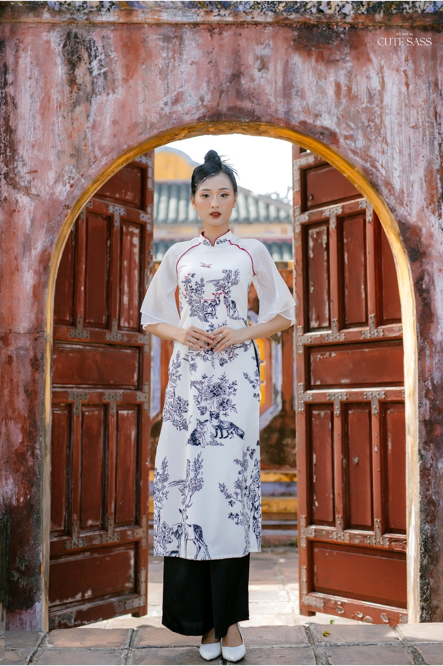 B&W Wolf Ao Dai Set