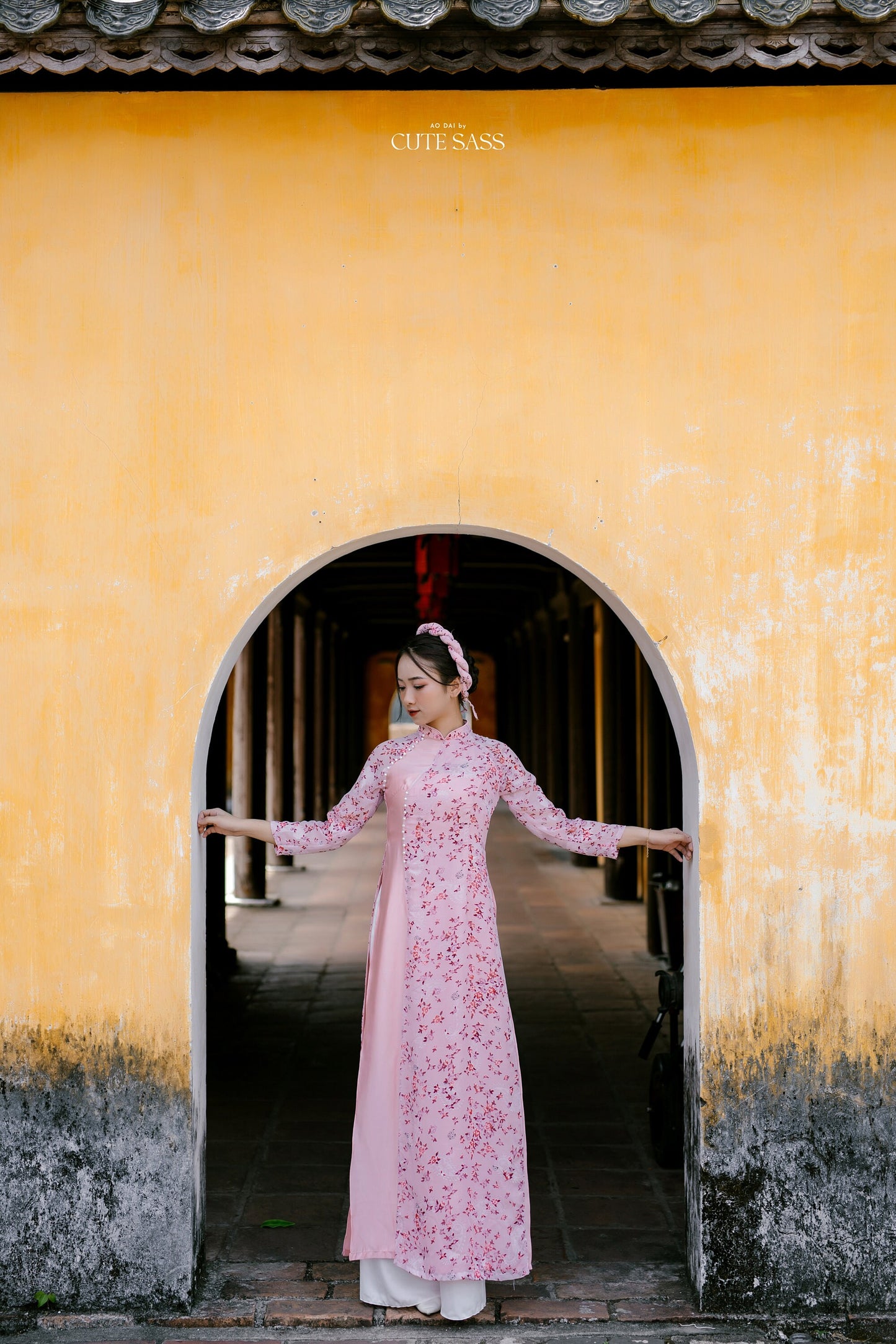 Pink Pearl Mini Flowers Chiffon Ao Dai Set (no headband)