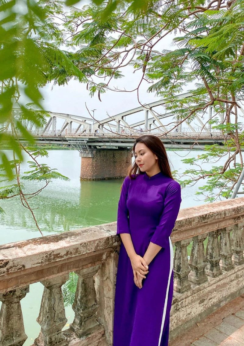Tay Thi Silk Plain Ao Dai Set (Pink, White, Purple, Yellow) | Pre-made Traditional Vietnamese Ao Dai| Women Ao Dai with Pants|Lunar New Year