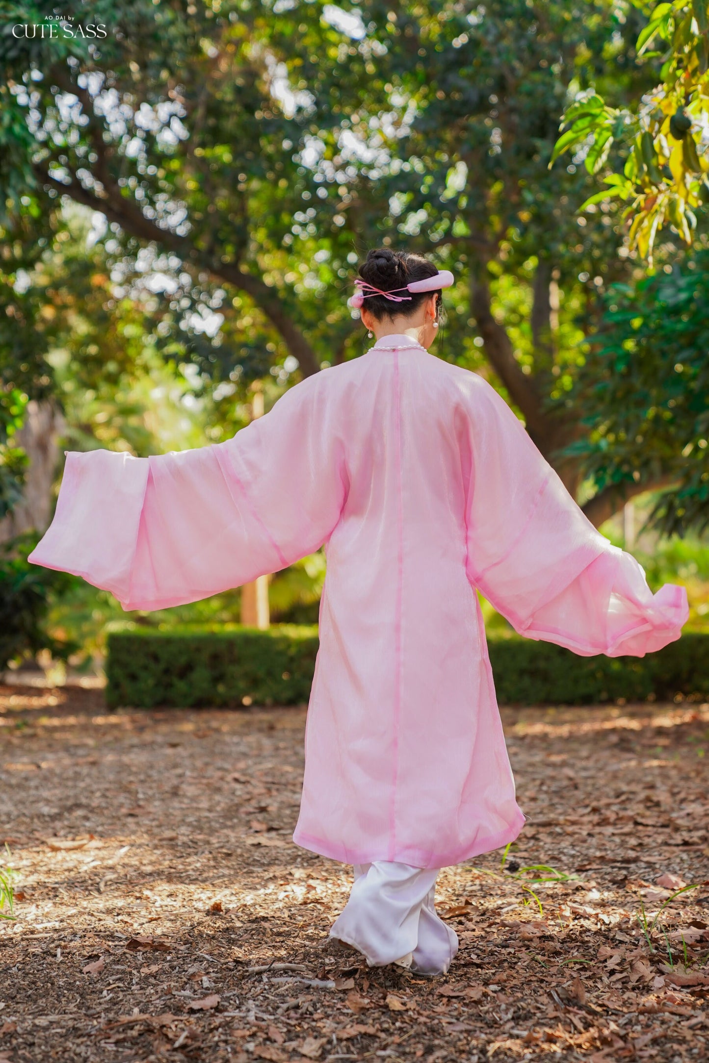 Áo Tấc - Pink (Top and Headband, No Pants)