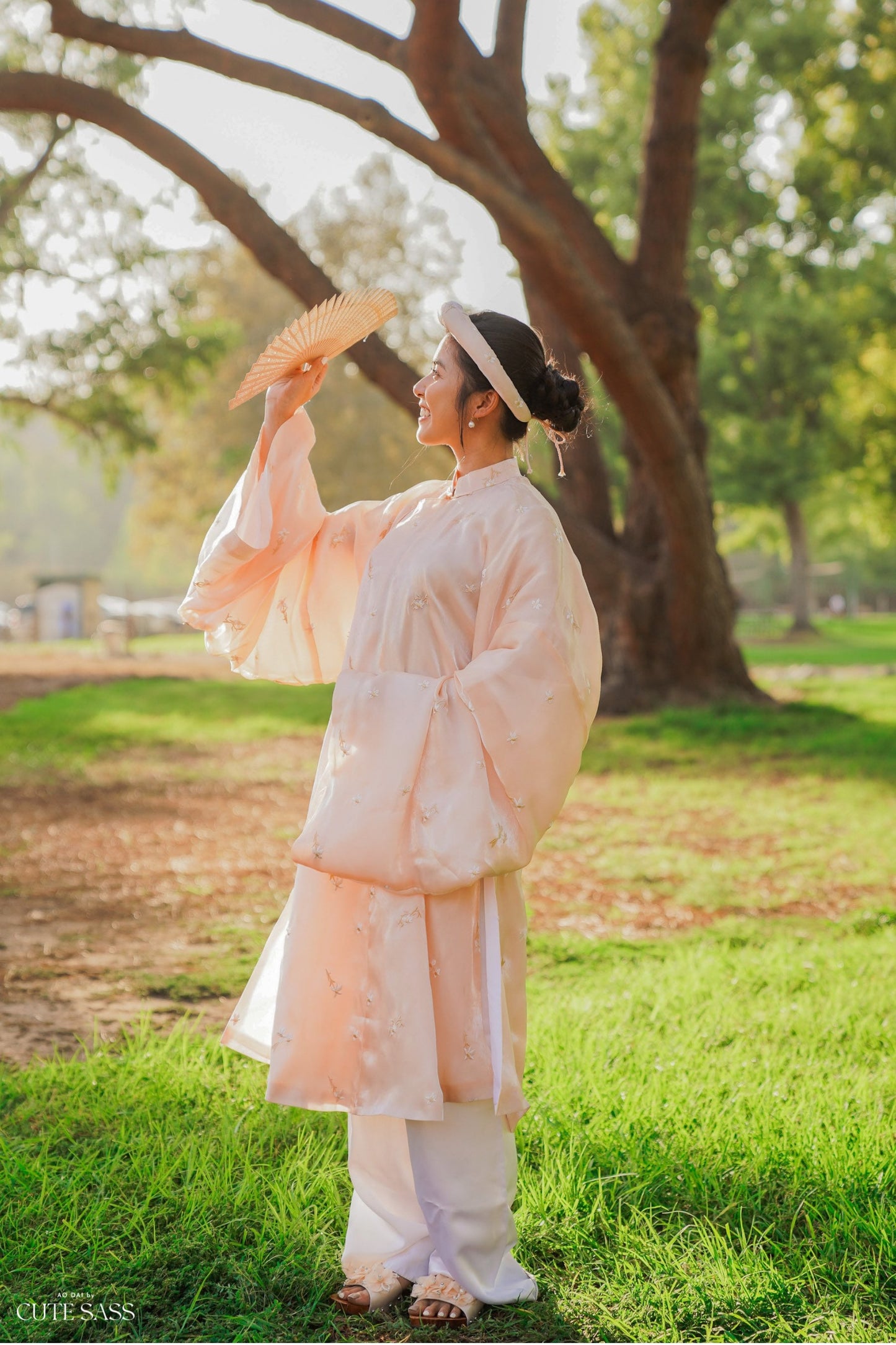Áo Tấc - Embroidery Peach (Top and Headband, No Pants)