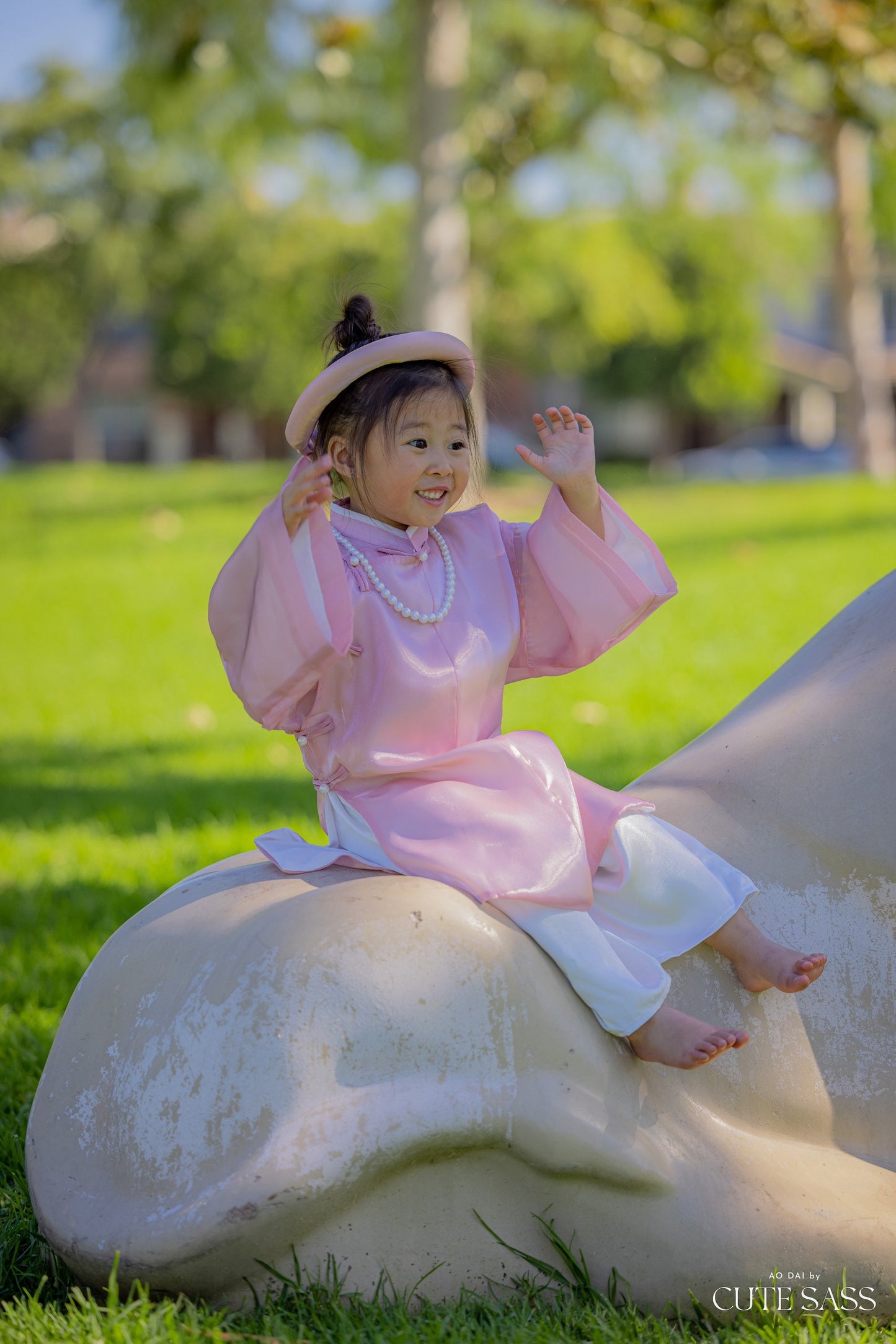 Girl Áo Tấc - Pink