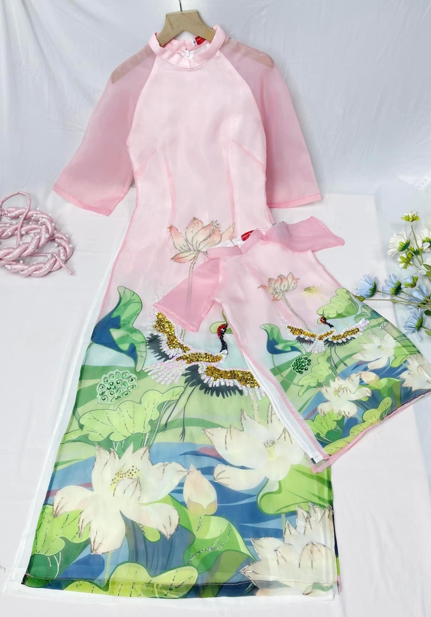 Mom and Daughter Sparke Pink Crane Ao Dai Set