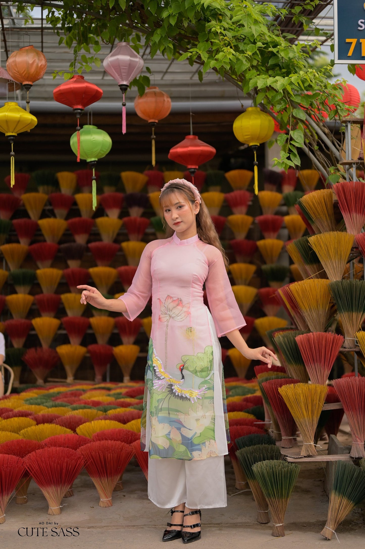 Mom and Daughter Sparke Pink Crane Ao Dai Set