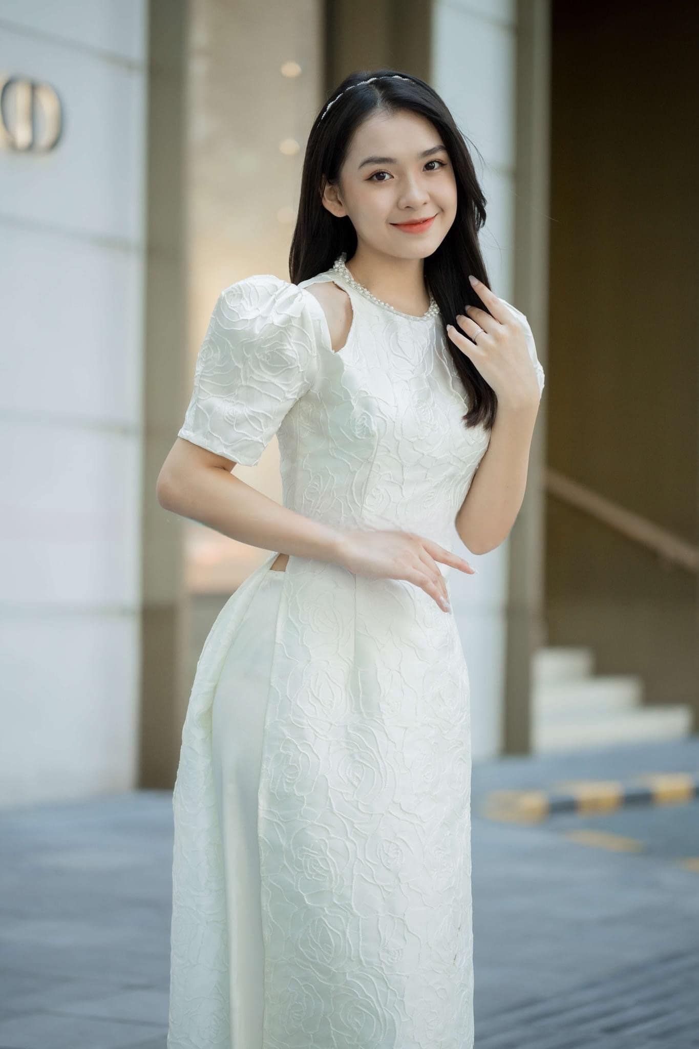 White Pearl Cut-out Puffy Sleeve Ao Dai Set