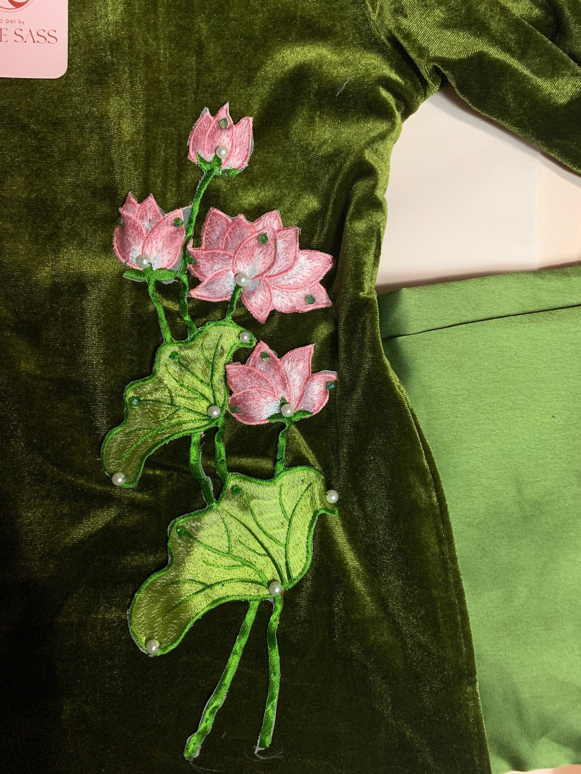 Girl Velvet Lotus Ao Dai Set (Green, Red, Pink)
