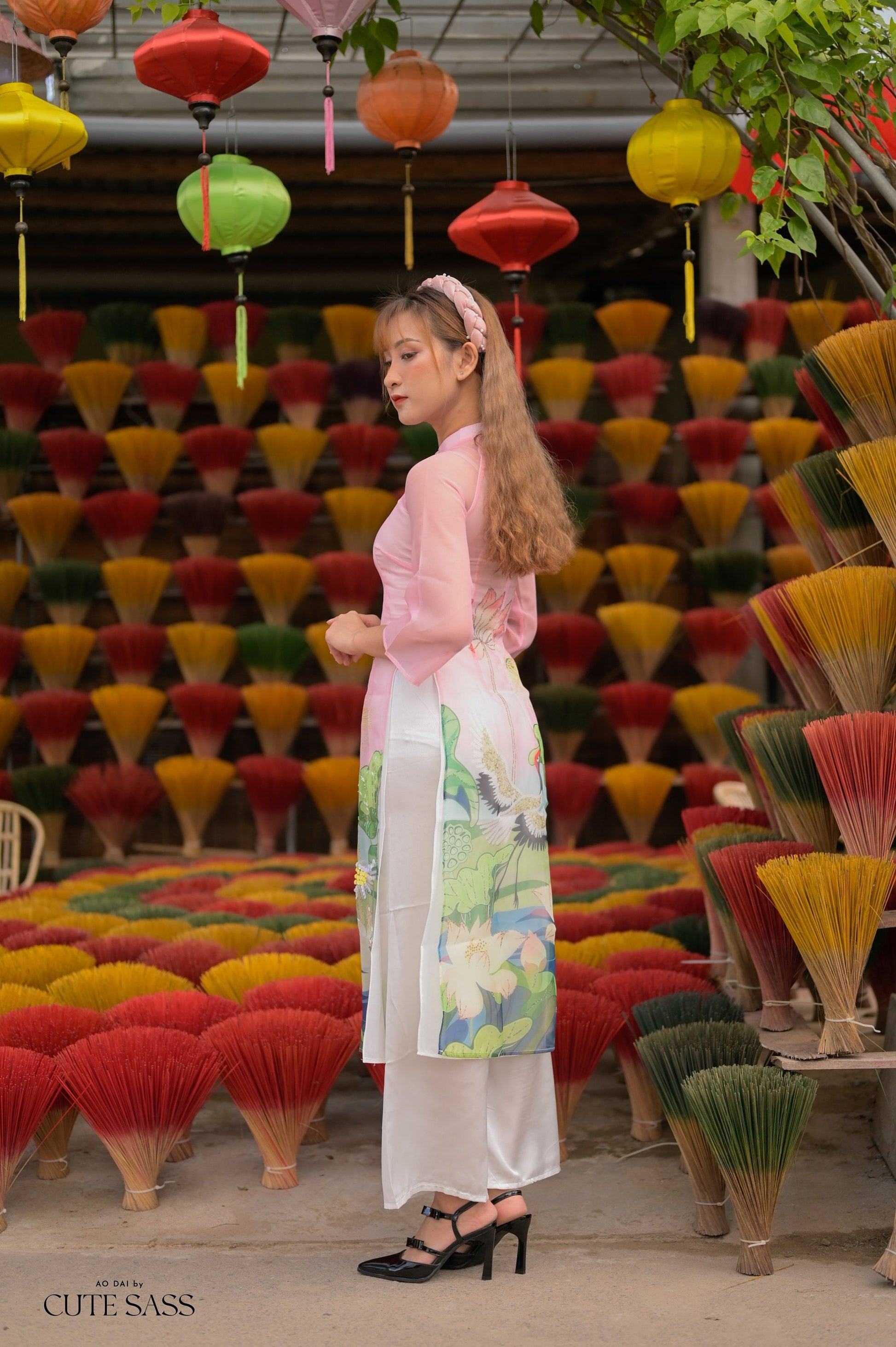 Mom and Daughter Sparke Pink Crane Ao Dai Set