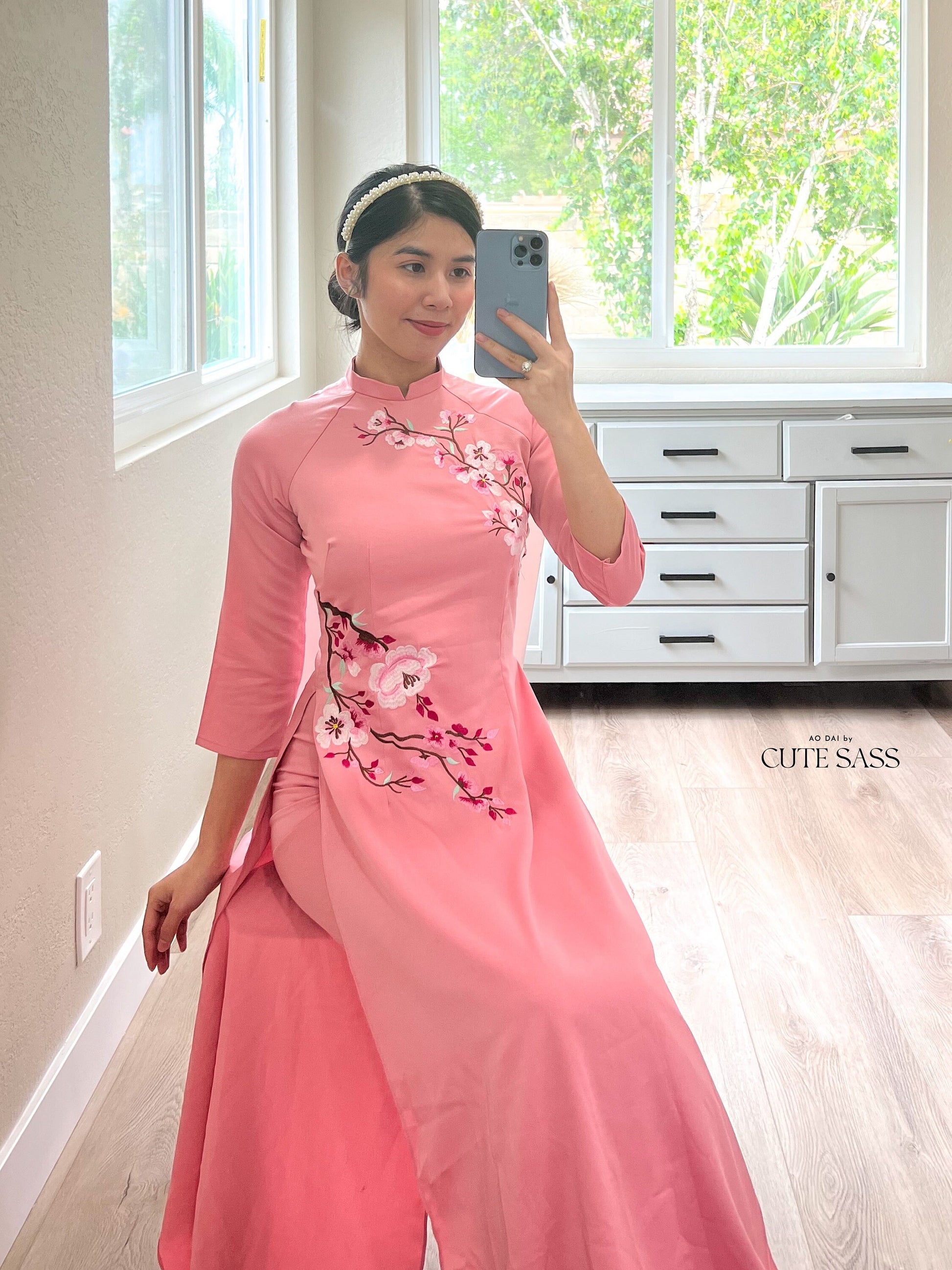 Pink Embroidery Ao Dai Set | Pre-made Traditional Vietnamese Ao Dai | Women Ao Dai with Pants | Lunar New Year| Ao Dai Truyen Thong