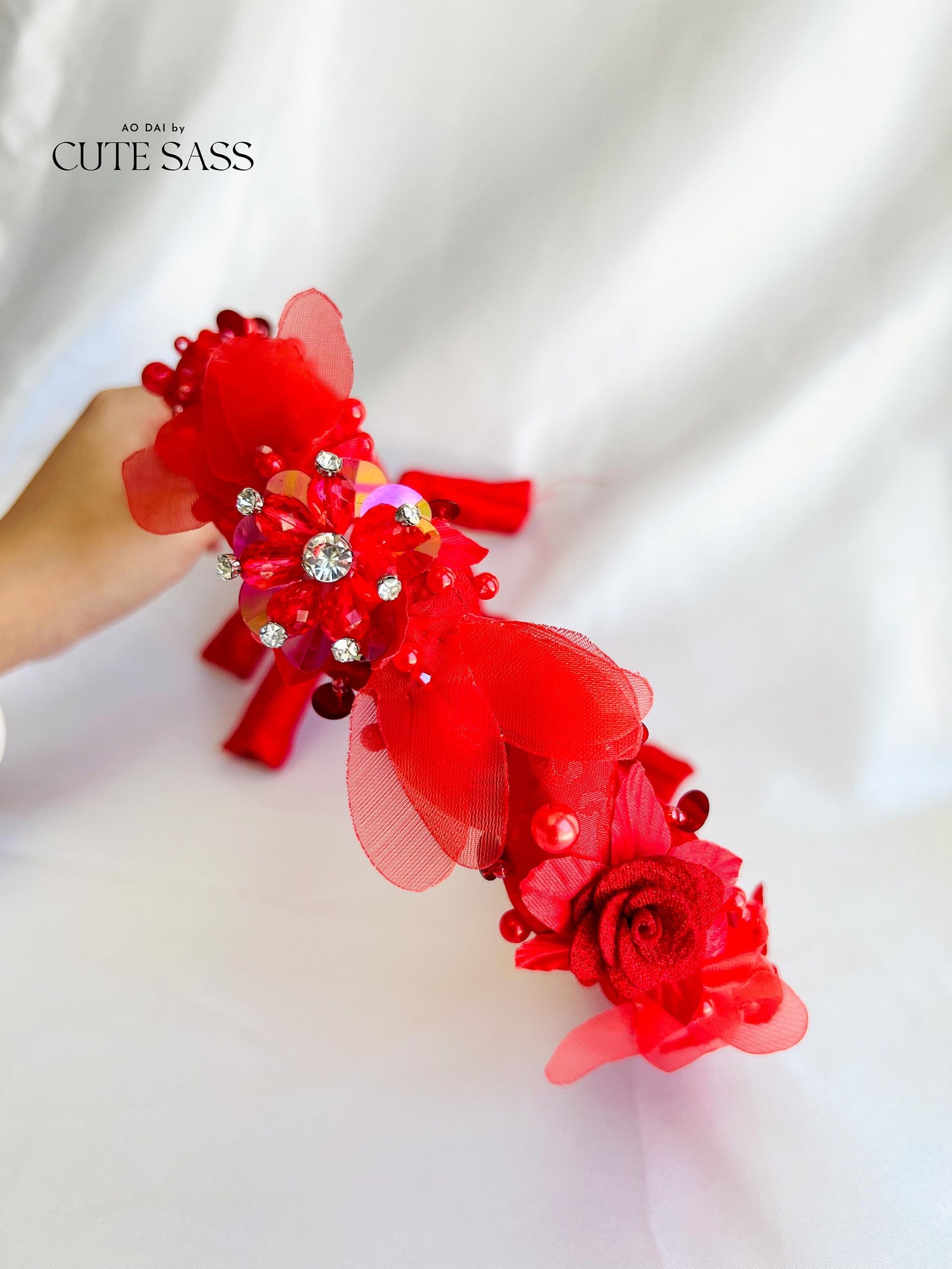 White / Red Headband with 3D Flowers - Mấn | Pre-made Vietnamese Ao Dai Accessories | Wedding Ao Dai Accessories