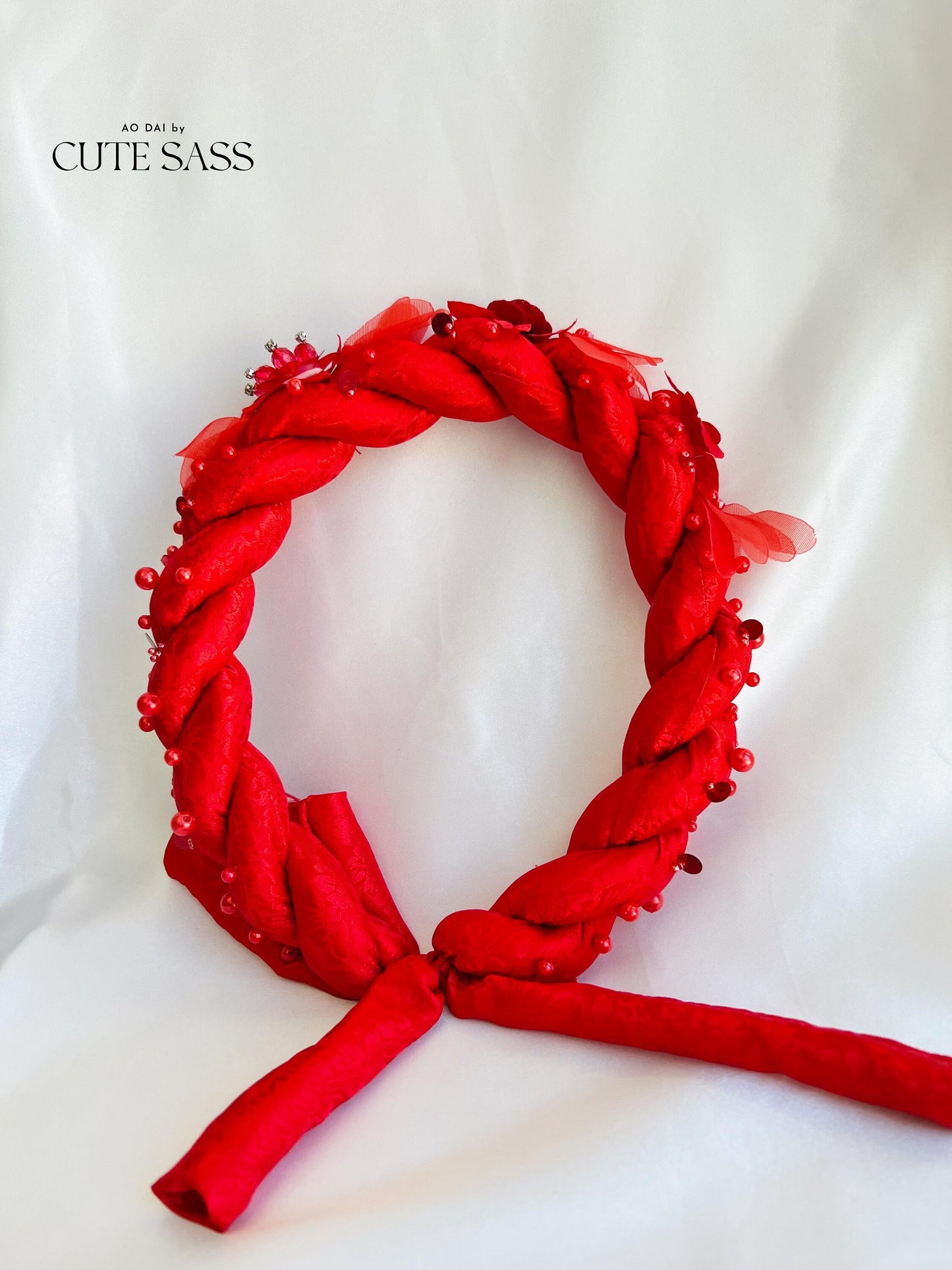 White / Red Headband with 3D Flowers - Mấn | Pre-made Vietnamese Ao Dai Accessories | Wedding Ao Dai Accessories