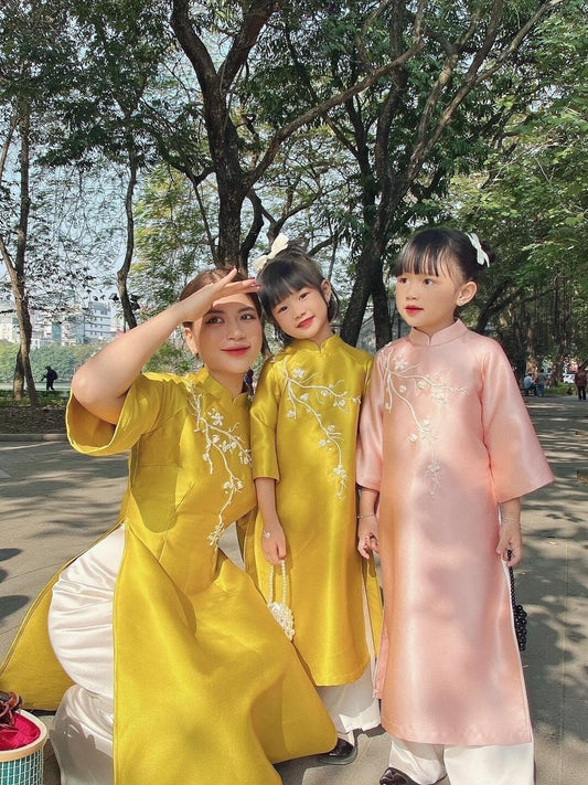 Mom and Daughter Yellow Ribbons Matching Ao Dai Set