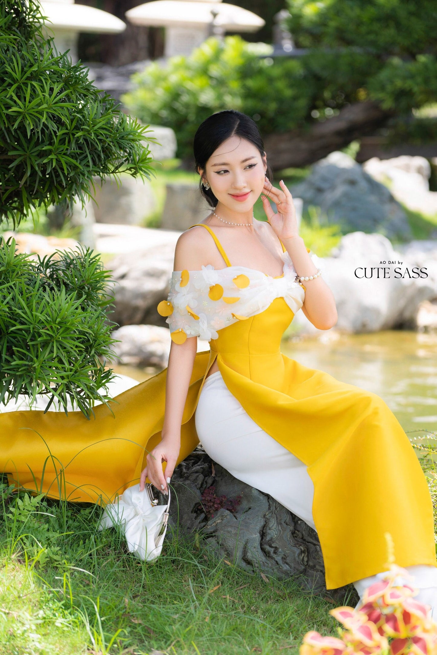 Yellow Off Shoulder Sparkle Ao Dai Set | Pre-made Modernized Vietnamese Ao Dai |Women Ao Dai with Pants | Lunar New Year| Ao Dai Cach Tan|B4