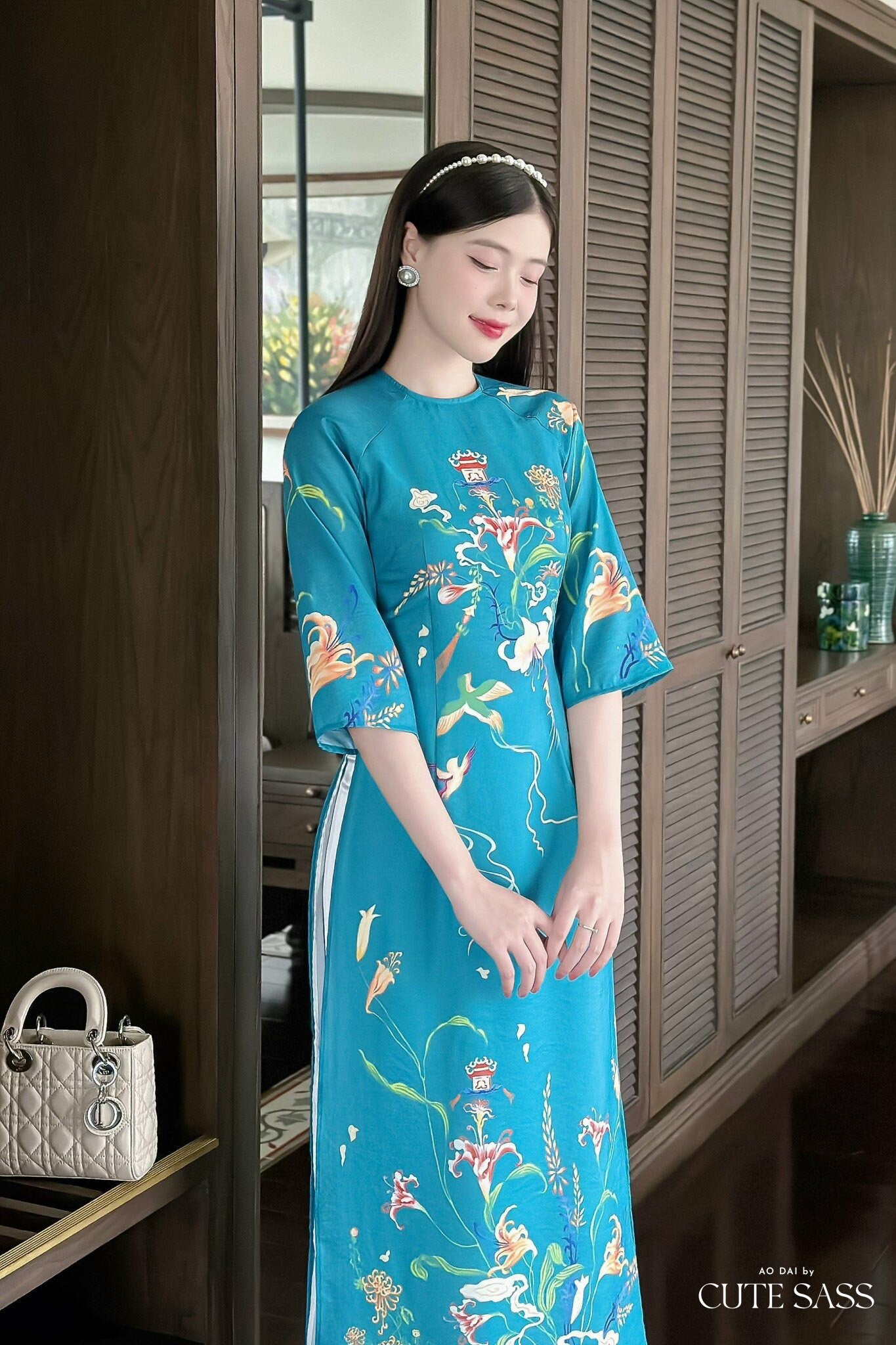 Red Printed Chiffon Ao Dai Set | Pre-made Modernized Vietnamese Ao Dai| Women Ao Dai with Pants| Lunar New Year| Ao Dai Cach Tan|D3