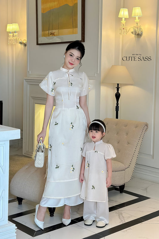 Mom and Daughter Cream Mini Flowers Ao Dai Set| Pre-made Traditional Vietnamese Ao Dai | Lunar New Year | Ao Dai for Girl, Mom|