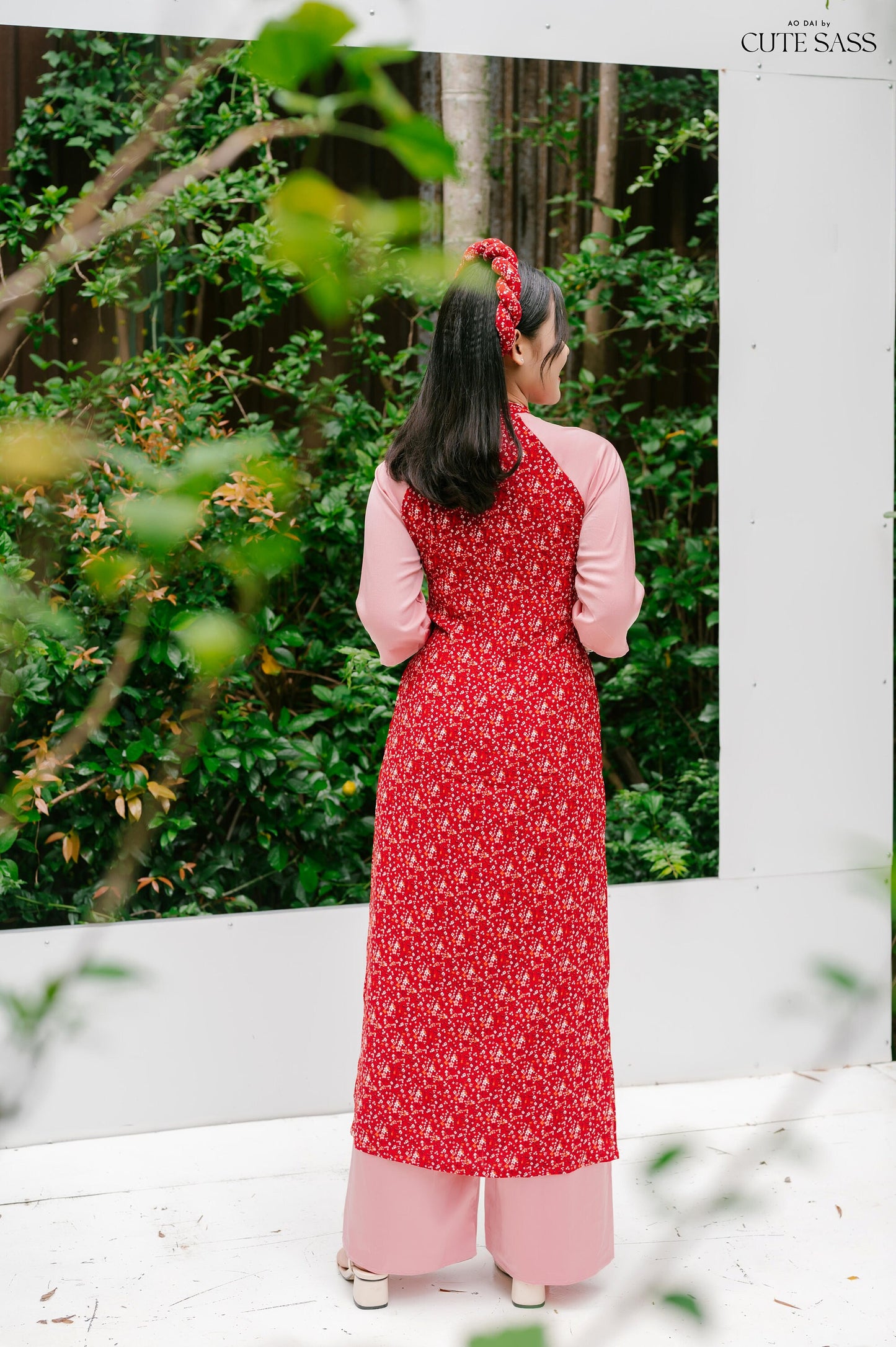 Red/Pink Hoa Ao Dai Set with Twisted Headband