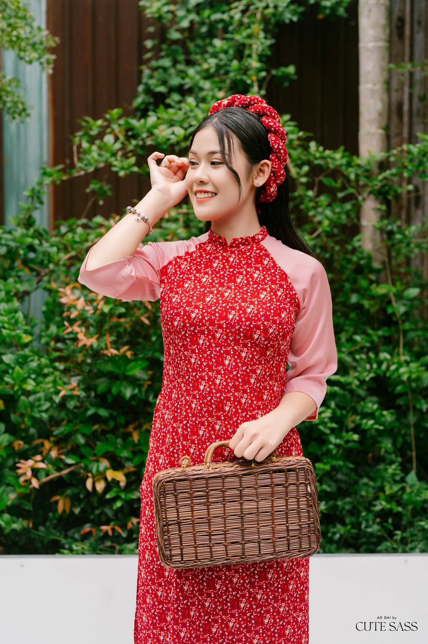 Red/Pink Hoa Ao Dai Set with Twisted Headband
