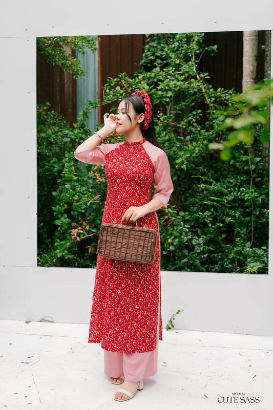 Red/Pink Hoa Ao Dai Set with Twisted Headband