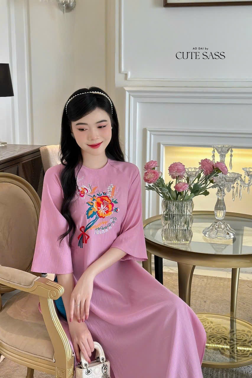 Shifted Chiffon Embroidery Ao Dai Top Set (4 Colors)| Pre-made Modernized Vietnamese Ao Dai | Women Ao Dai with Pants | Lunar New Year|
