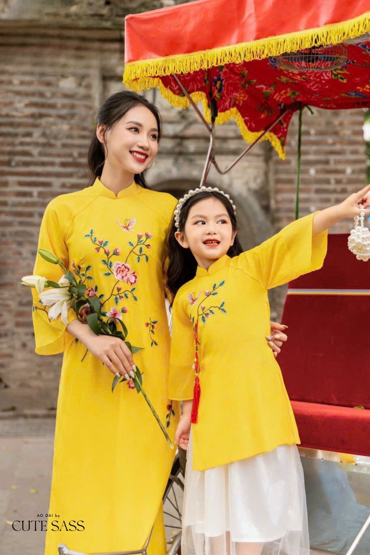 Mom and Daughter Yellow Embroidery Ao Dai Set| Pre-made Traditional Vietnamese Ao Dai|Lunar New Year | Ao Dai for Girl, Mom |Ao Dai Tet|M3M4