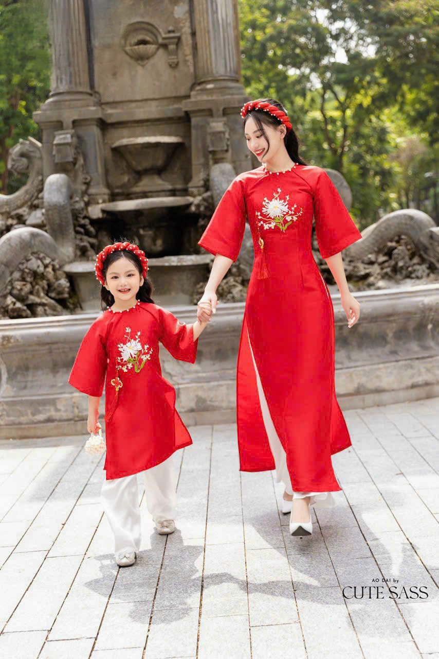 Family Red Ribbon Ao Dai Set (No Headband)| Pre-made Vietnamese Ao Dai| Lunar New Year | Ao Dai for Girl, Mom, Dad, Boy | Ao Dai Tet|