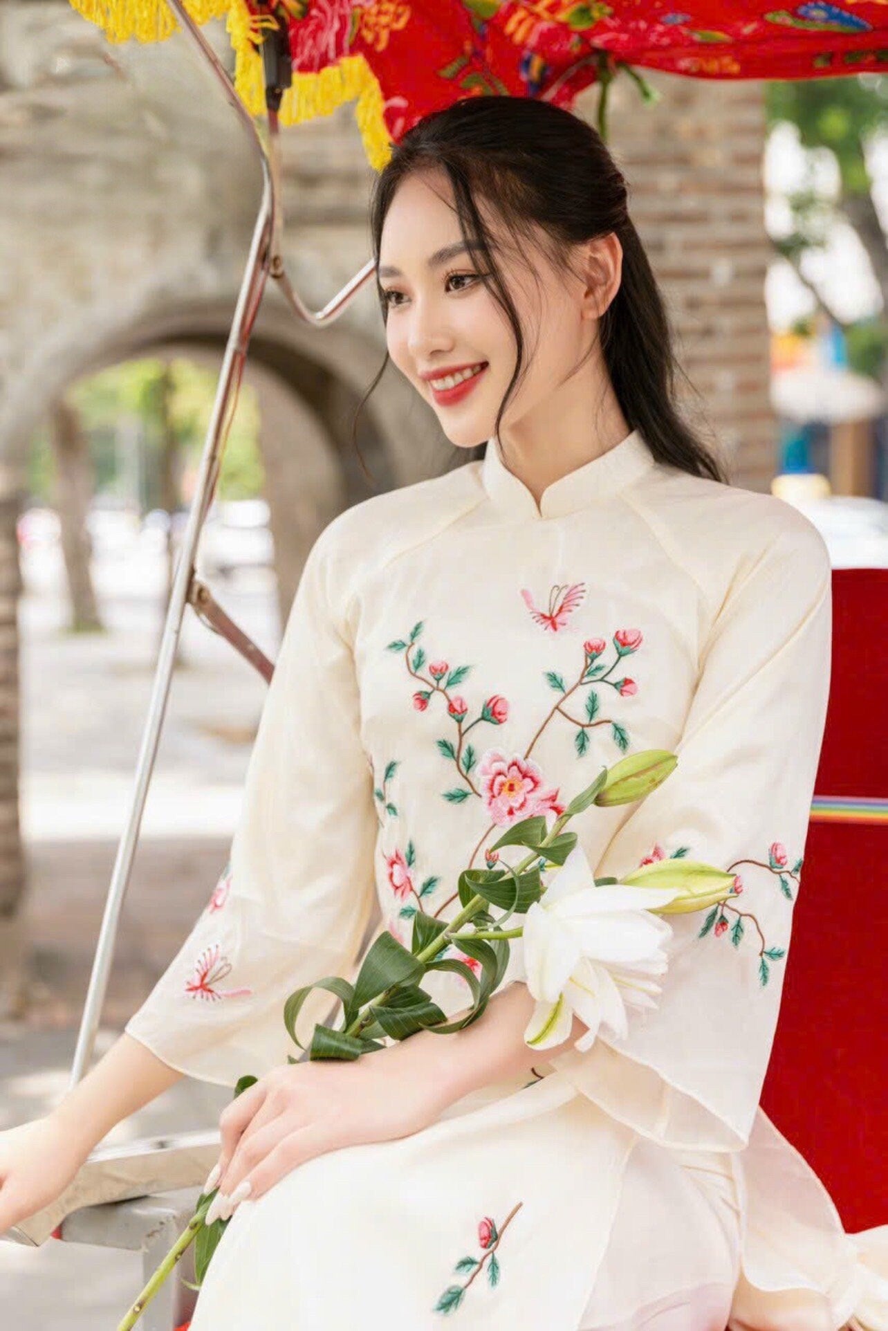 Mom and Daughter Embroidery Ao Dai Set