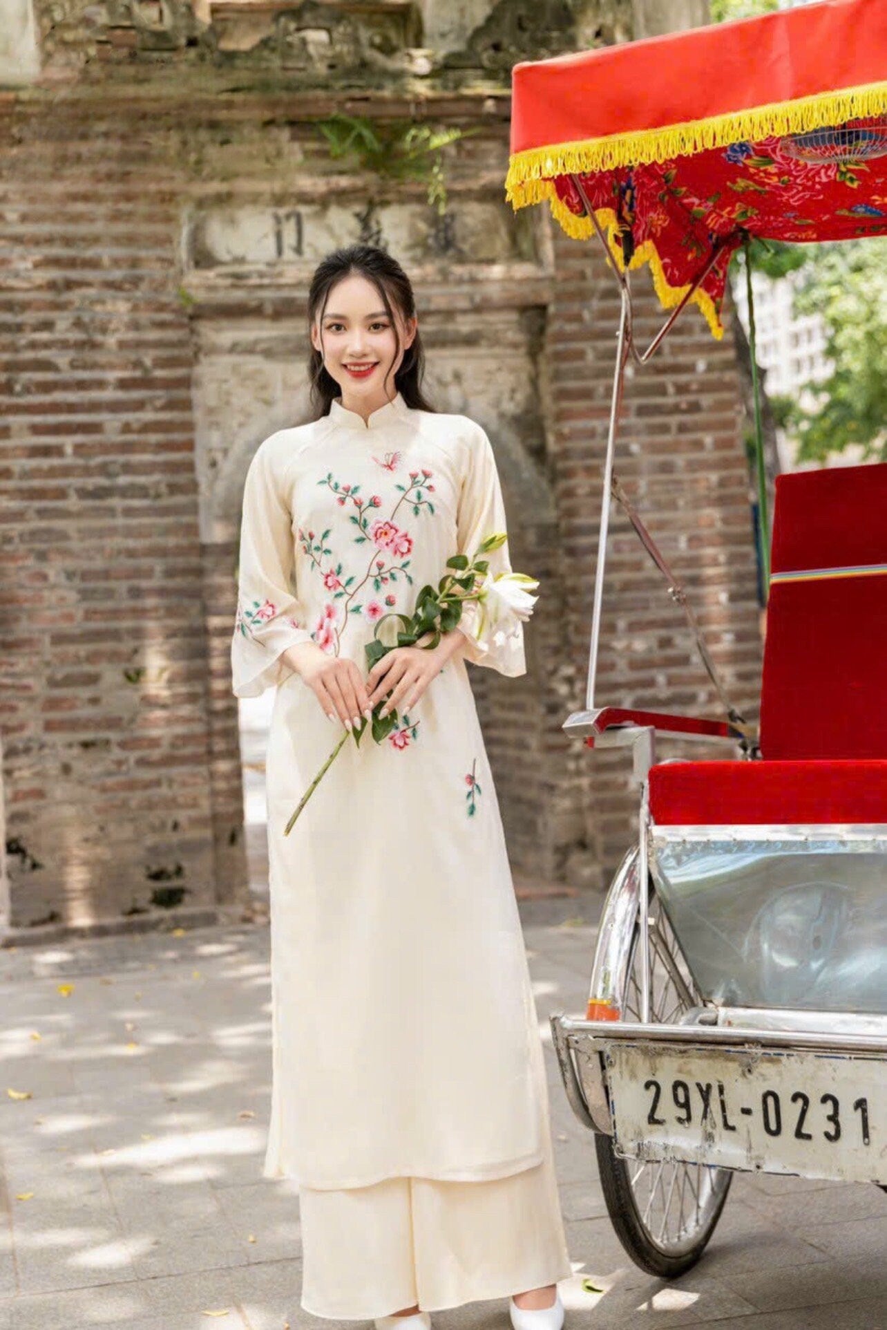 Mom and Daughter Embroidery Ao Dai Set
