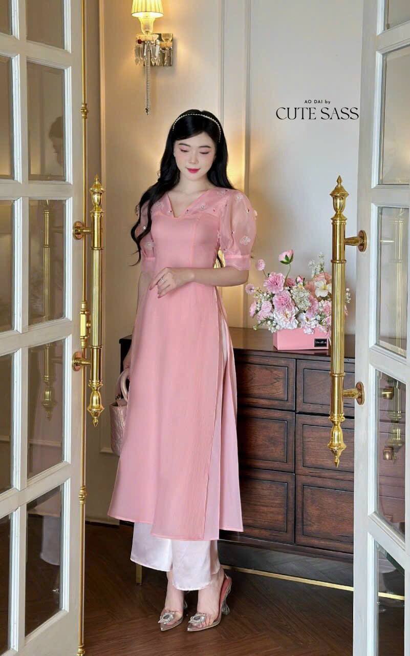V-Neck Sparkle Ao Dai Set (3 Colors) |Pre-made Modernized Vietnamese Ao Dai | Lunar New Year| Ao Dai Cach Tan With Pants|