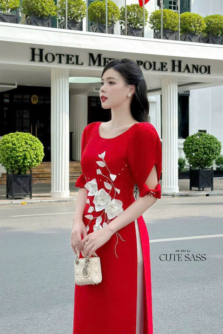 Red/Yellow Cut-out Puffy Sleeve Ao Dai Set | Pre-made Modernized Vietnamese Ao Dai| Women Ao Dai with Pants| Lunar New Year|Ao Dai Cach Tan