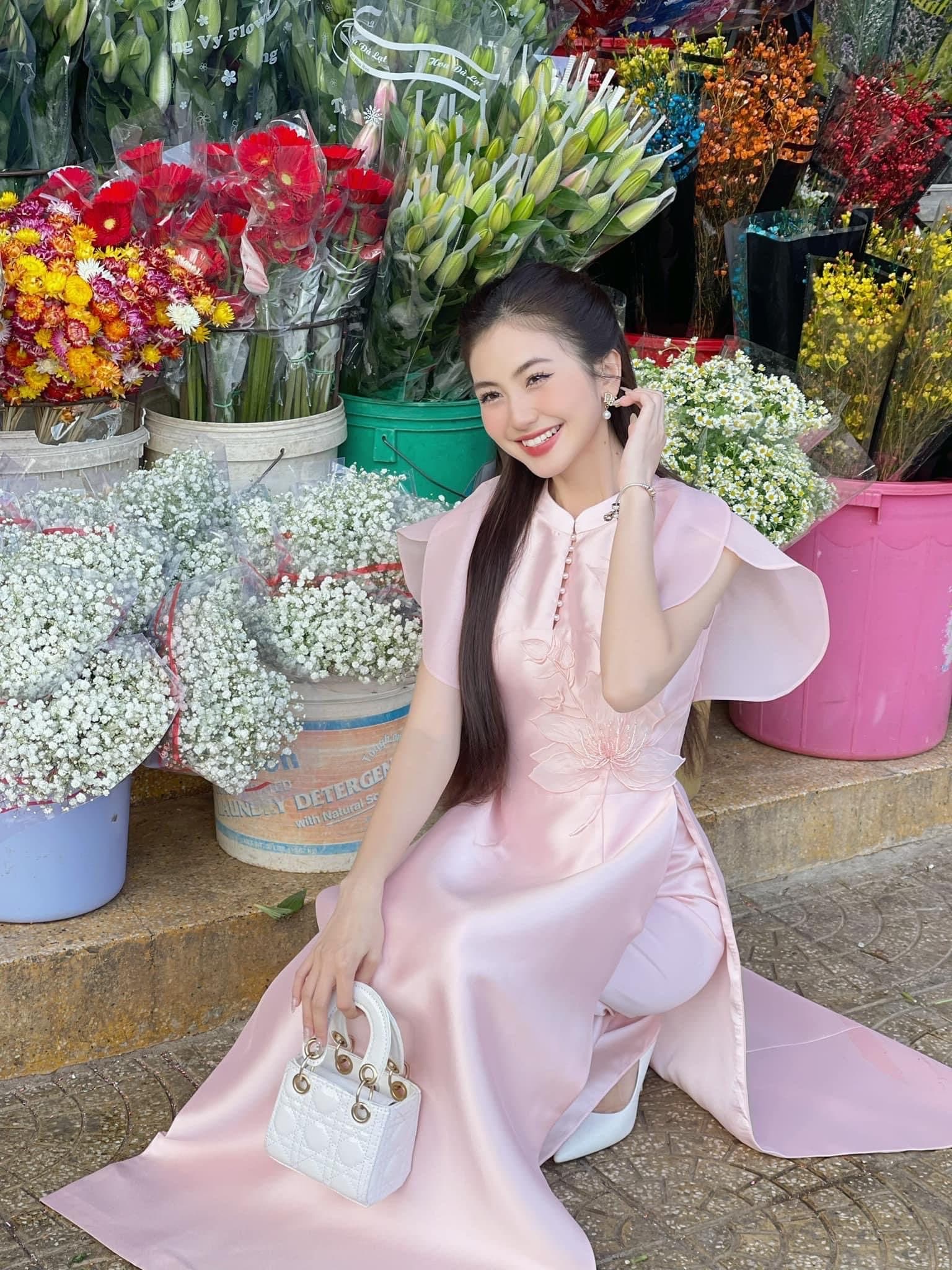 Pink Blooming Cereus Ao Dai Set | Pre-made Modernized Vietnamese Ao Dai| Women Ao Dai with Pants| Lunar New Year| Ao Dai Cach Tan|B2