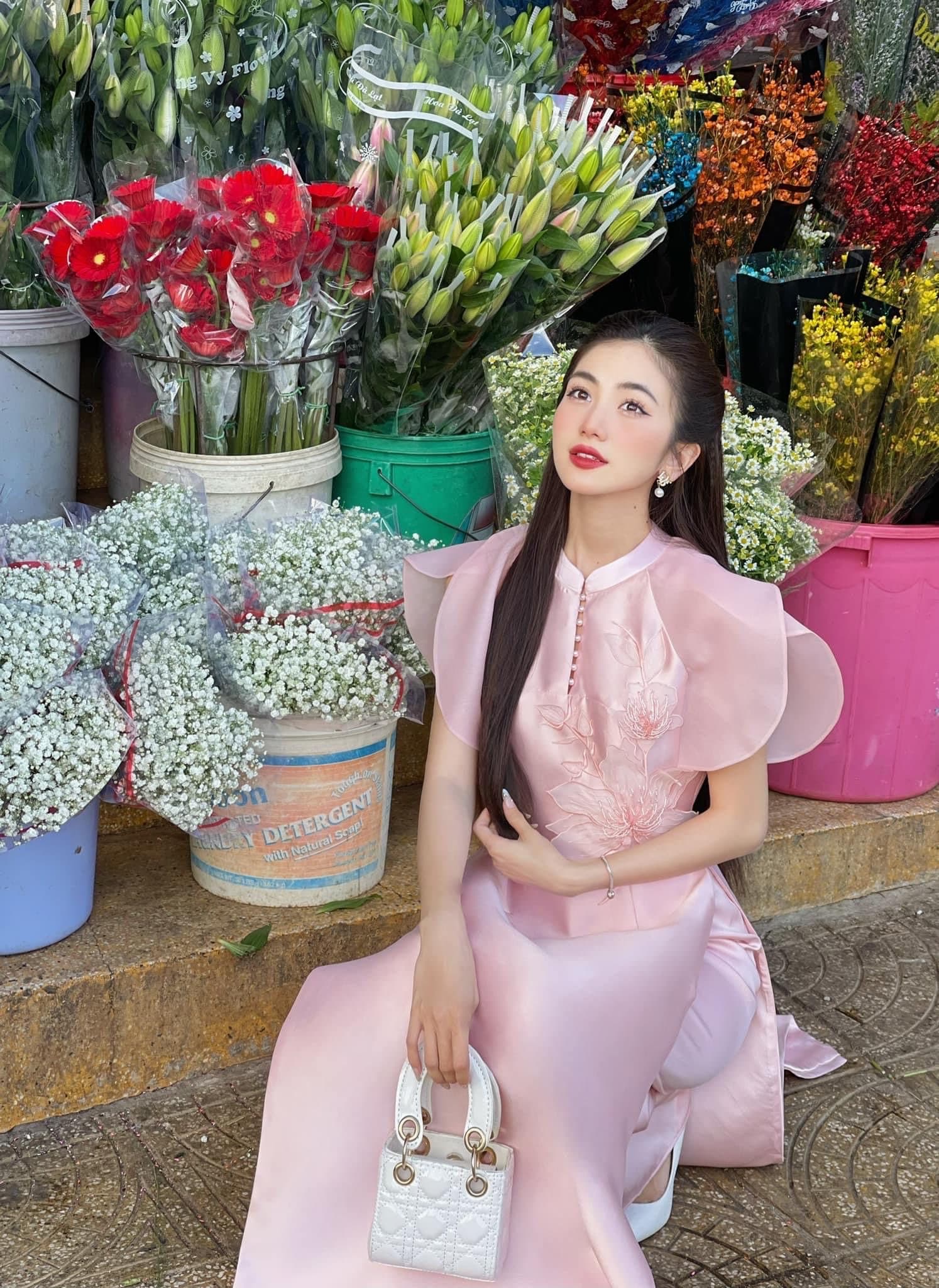 Pink Blooming Cereus Ao Dai Set | Pre-made Modernized Vietnamese Ao Dai| Women Ao Dai with Pants| Lunar New Year| Ao Dai Cach Tan|B2
