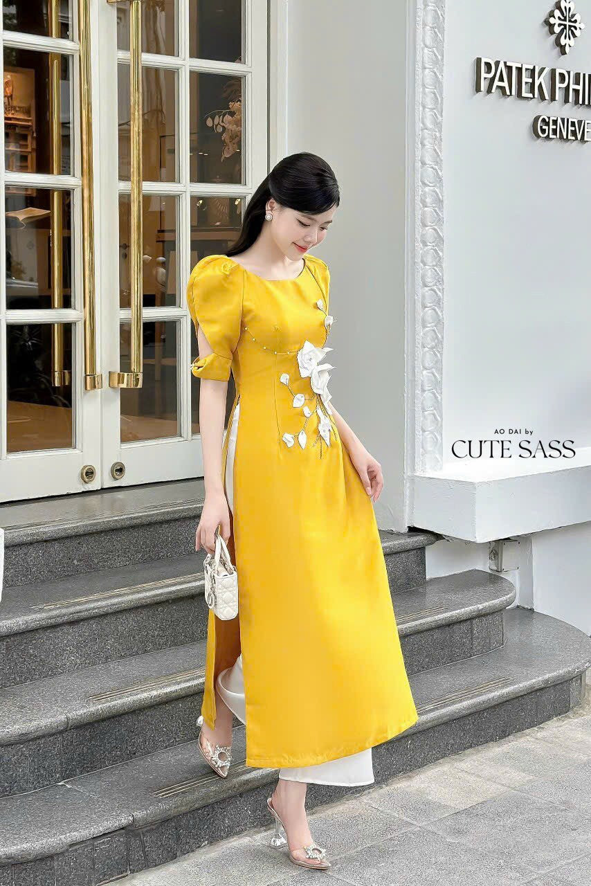 Red/Yellow Cut-out Puffy Sleeve Ao Dai Set | Pre-made Modernized Vietnamese Ao Dai| Women Ao Dai with Pants| Lunar New Year|Ao Dai Cach Tan