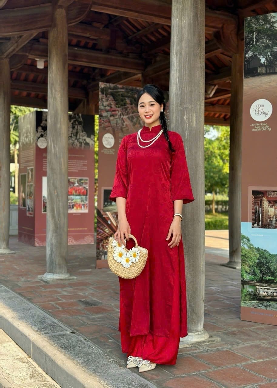 Shifted Button Gam Ao Dai Top Only (NO PANTS)