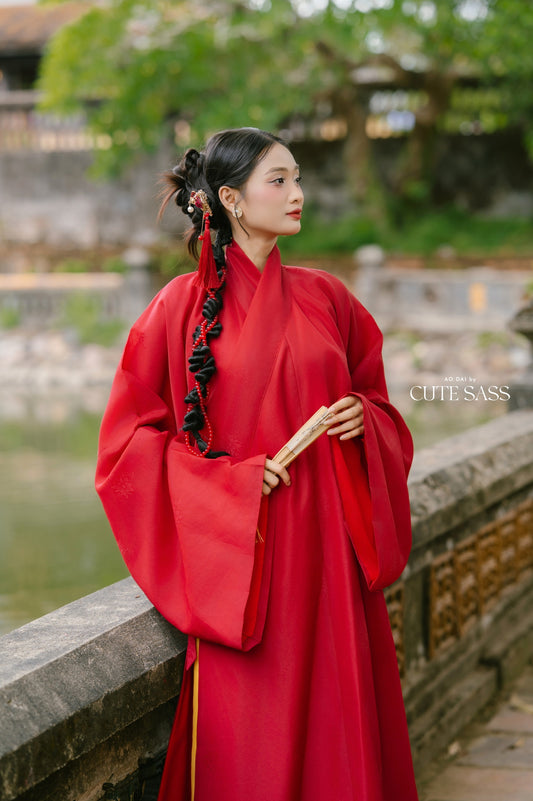 Ao Giao Linh Red - Crossed-Collared Robe