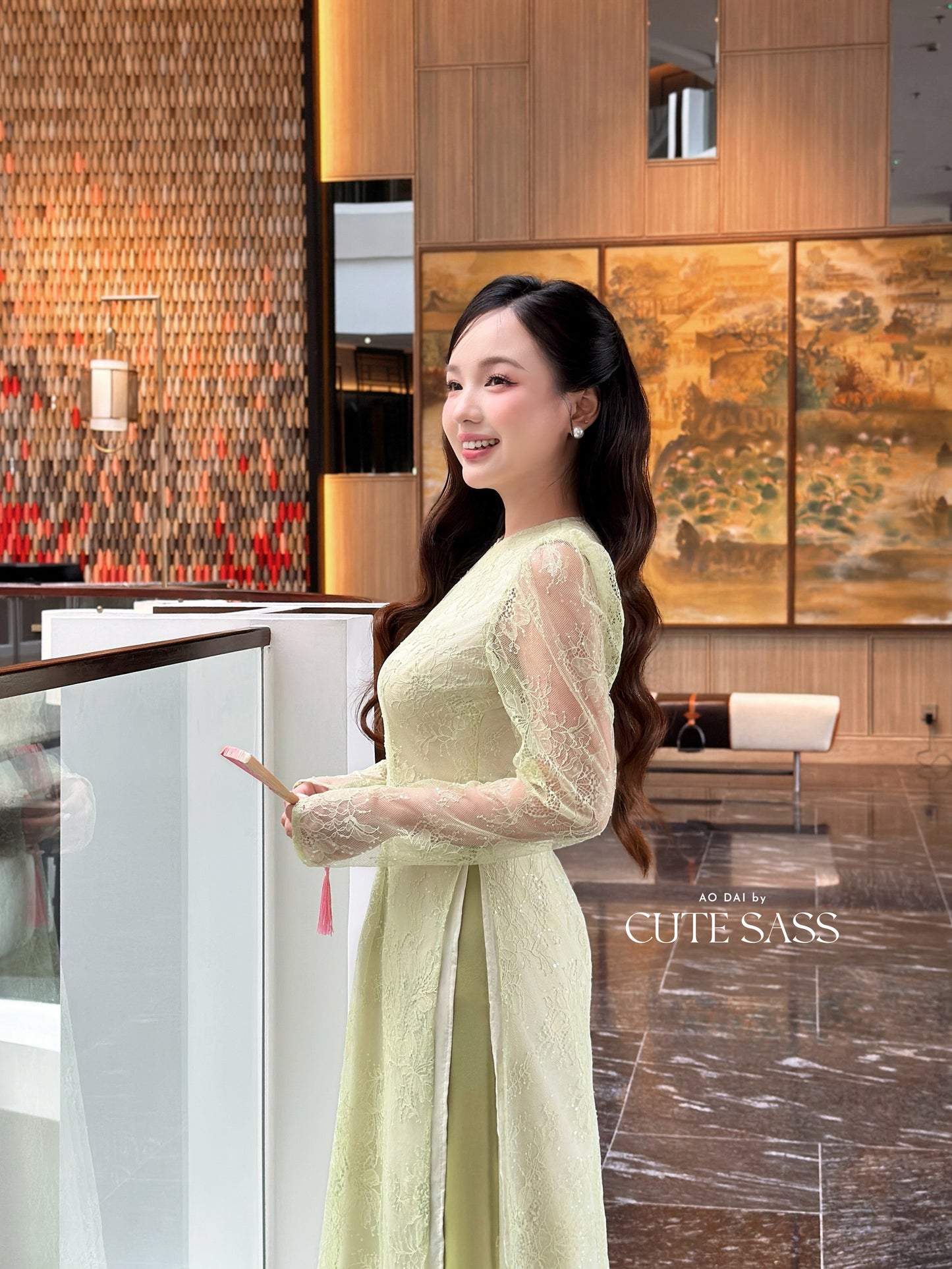 Linh Vy - Green Lace Round Collar Puffy Sleeves Ao Dai Top Only, No Pants