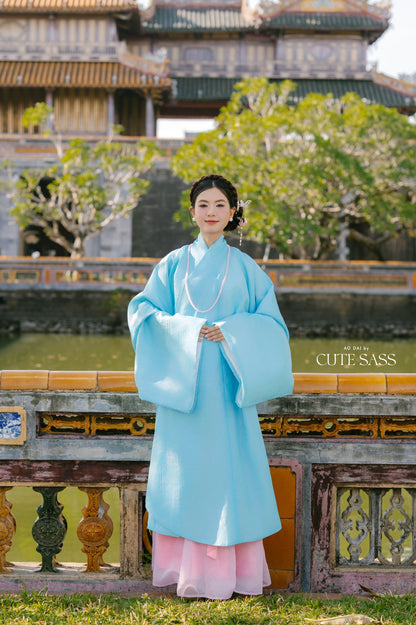 Ao Giao Linh Blue - Crossed-Collared Robe