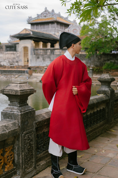 Ao Vien Linh Red - Round-Collared Robe