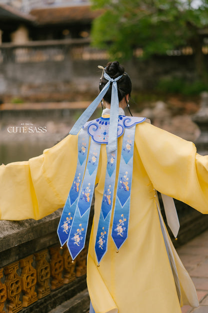 Van Kien - Cloud Shoulder Cape
