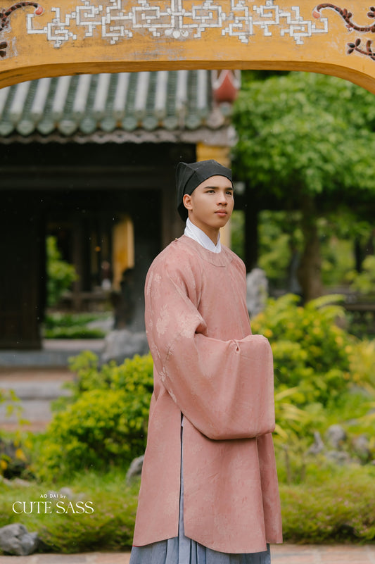 Ao Vien Linh Taupe - Round-Collared Robe