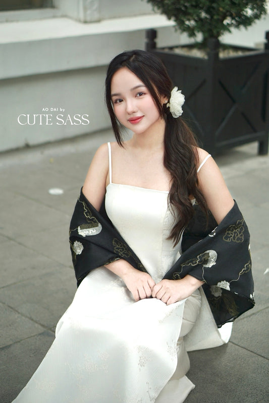 Yen - Black/Gold Eclipse Scarf