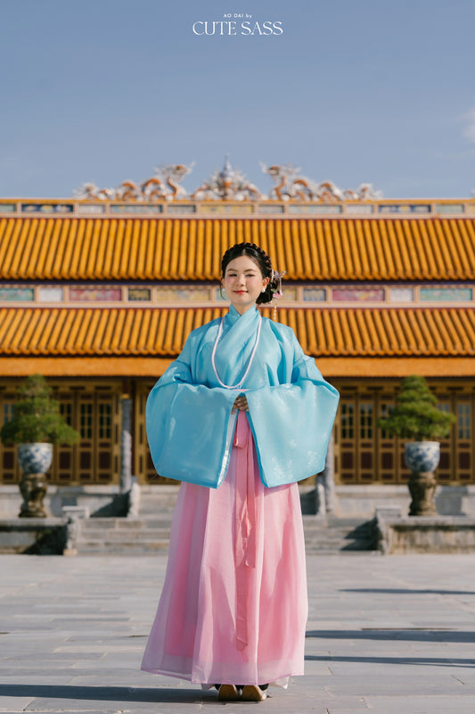 Ao Giao Linh Blue - Crossed-Collared Robe