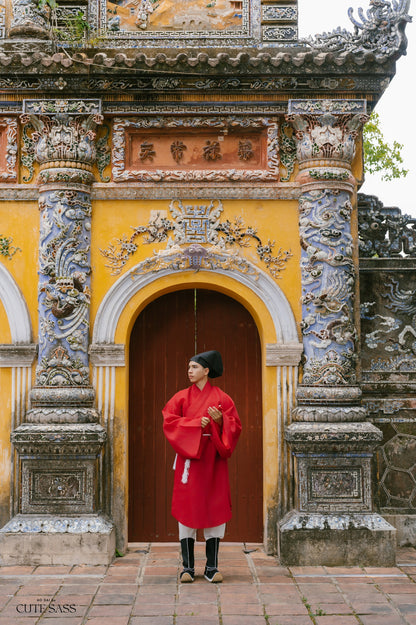 Ao Giao Linh Red - Crossed-Collared Robe