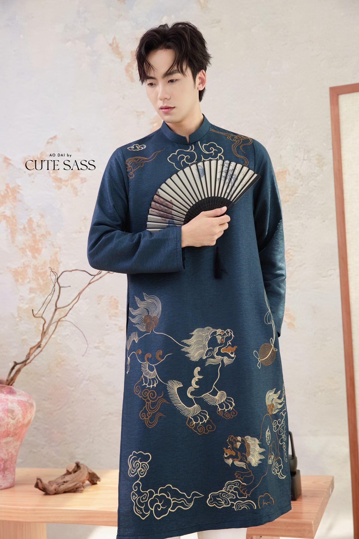 Men Blue and Gold Lion Embroidery Ao Dai Top