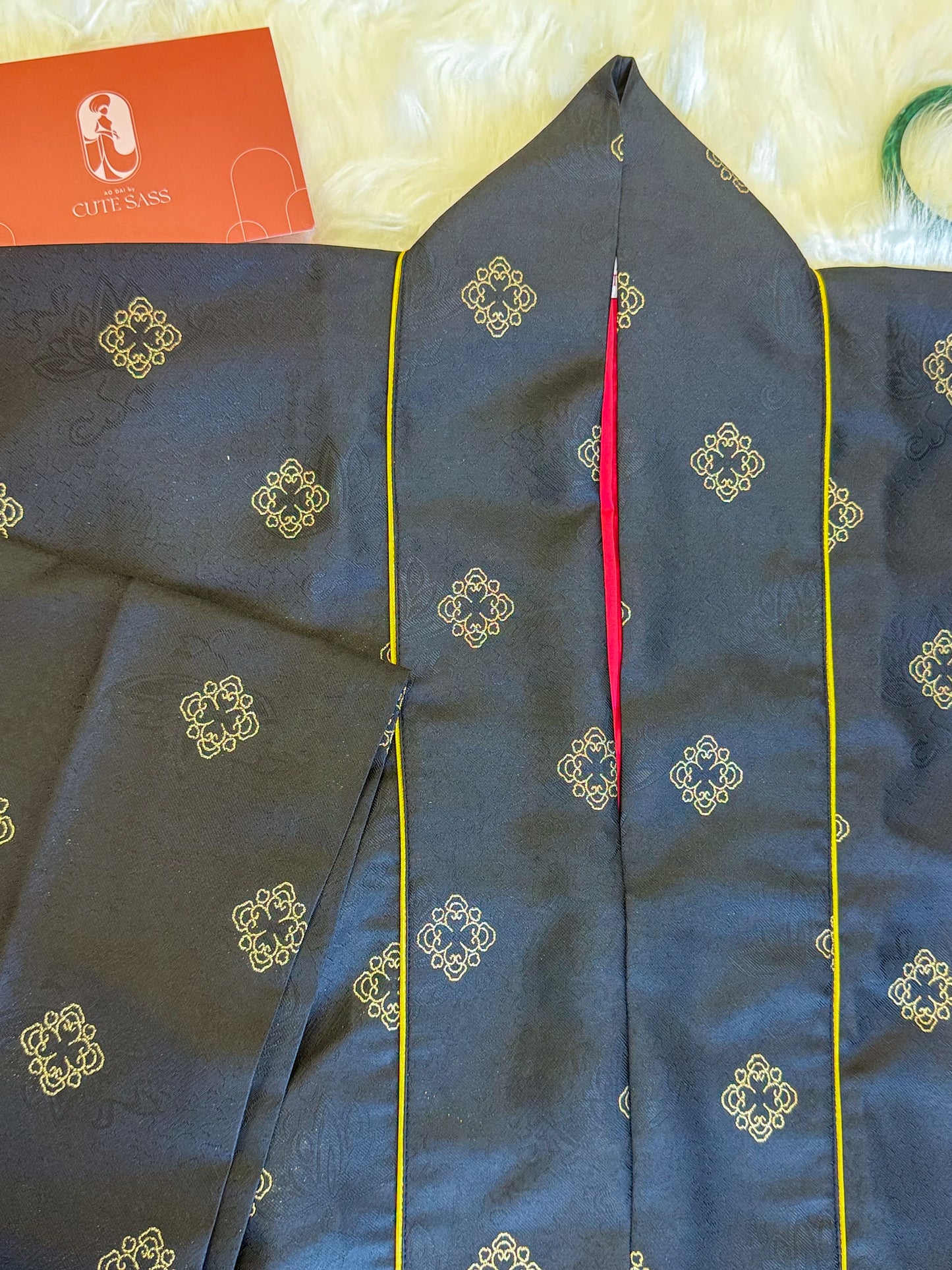 Ao Doi Kham Black - Parallel-Flapped Jacket