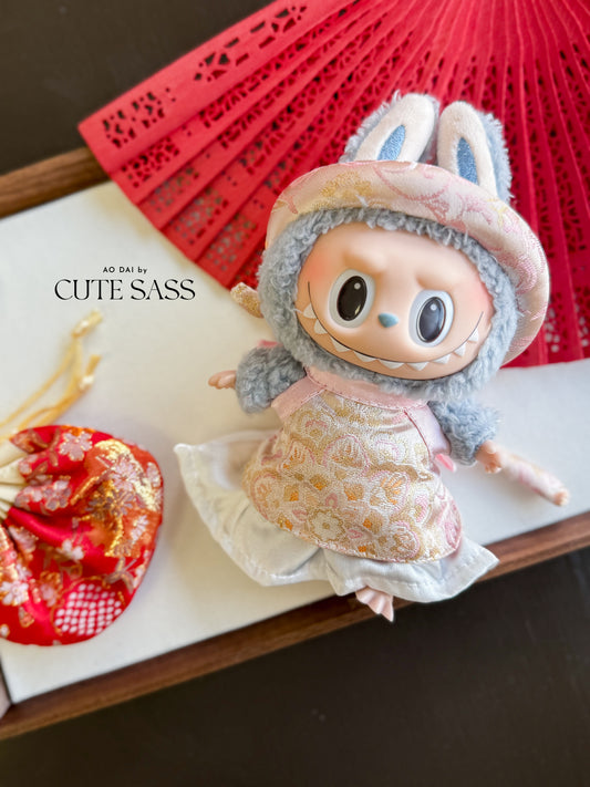 Pink/Gold Shiny Yem-Inspired Vietnamese Ao Dai Set for Labubu – Includes Pants & Headband (Doll Not Included)