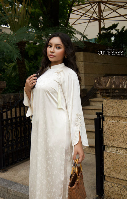 Linh Vy - Cream Shifted Vows Long Sleeve Bows Ao Dai Set 13C