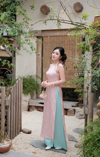 Pink Silk Sleveless Yem-Inspired Ao Dai Top Only, No Pants