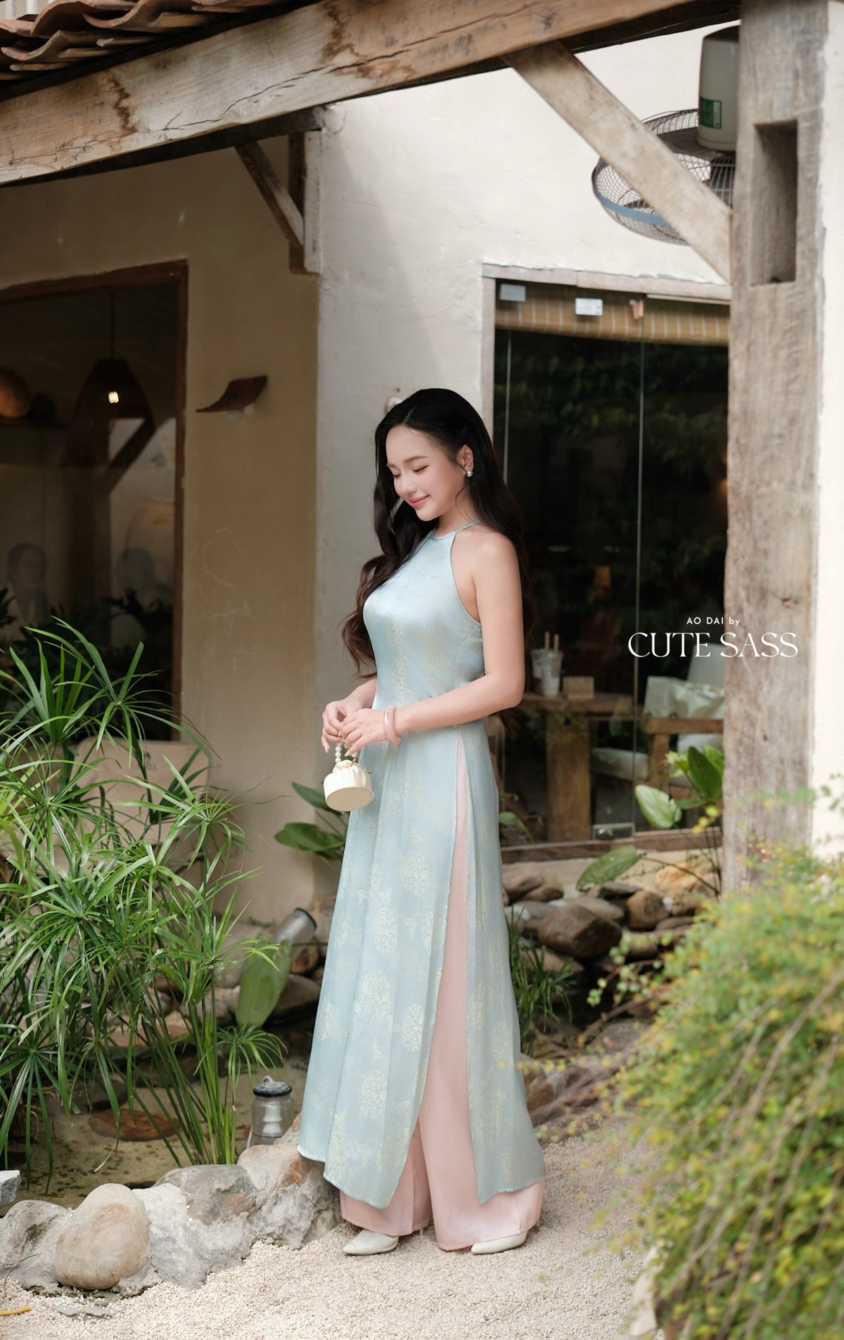 Blue Silk Sleveless Yem-Inspired Ao Dai Top Only, No Pants