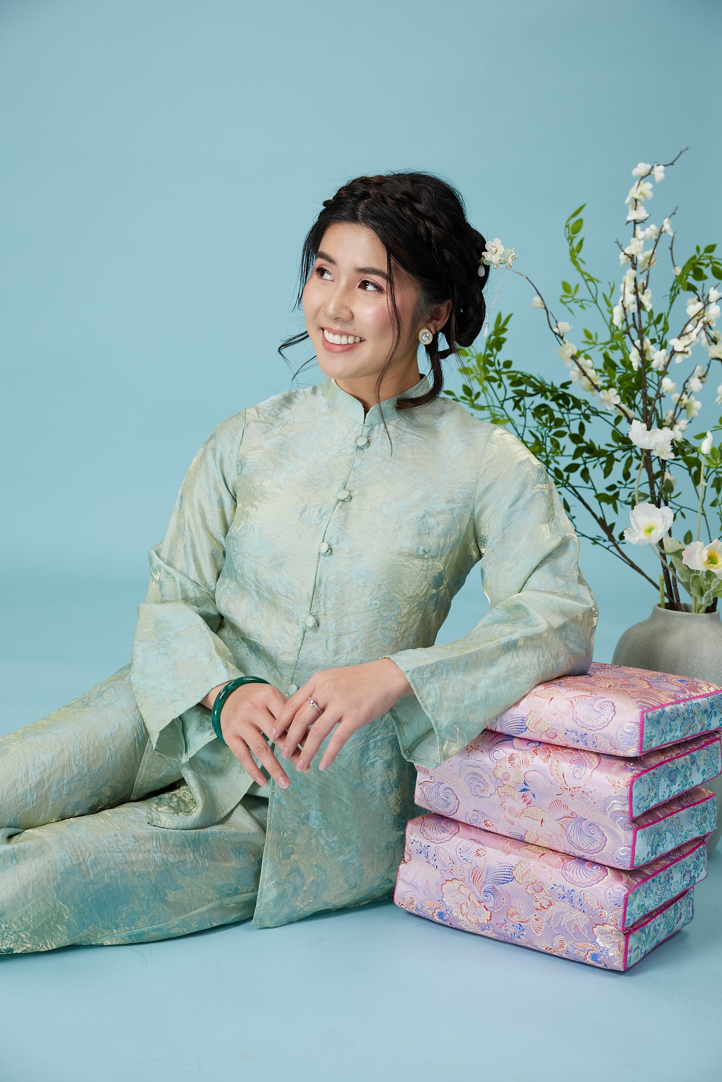 Vân - Shimmery Teal Button High Collar Bà Ba Top Only, No Pants